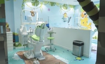 Clínica Dental Infantil Moonz