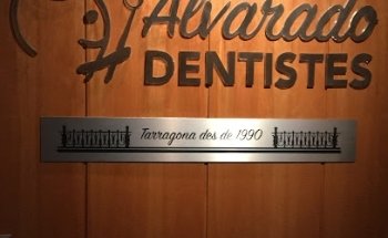 Clínica Dental Alvarado Dentistes