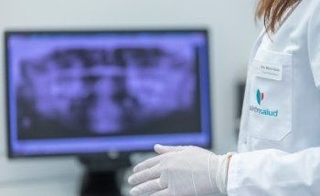 Unidad Dental y Maxilofacial - Clínica Marta Vallés