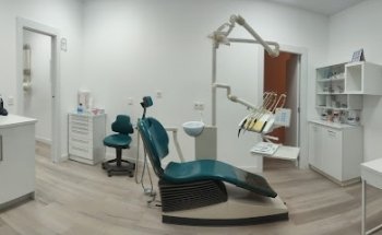 Clínica Dental R. Kong
