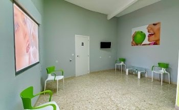 Clínicas Dentales de la Sagra Pantoja