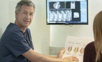 Dr. José Nart Molina