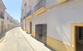 Clínica Dental M.ª Pilar Fernández Salgueró