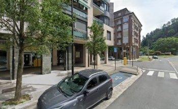 Harri Zuri Hortz Klinika