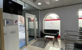 Dental clinic Sainz de Baranda 39