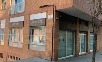 Abaden Dentistas | Clínica Dental Barcelona - Vall d'Hebron