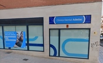 Clínica Dental Adeslas