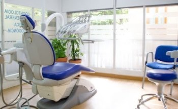 Carrasco Clínica Dental