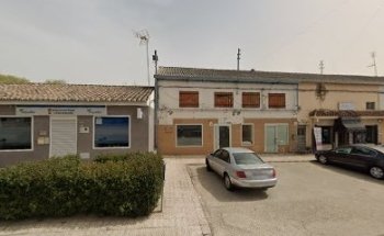 Clínicas Dentales Espinoza - La Puebla de Montalbán