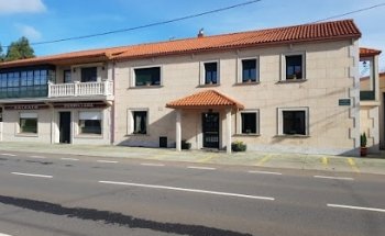 Clínica Dental Belinda Flor ( Tordoia)