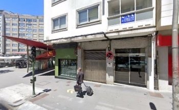 Flor Odontólogo Ortodoncista