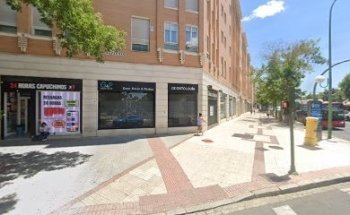 DR. SMILE Sevilla Macarena