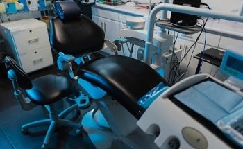Esthetic Dental Center - Dentistas en Querétaro