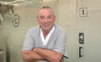 CLINICA DENTAL ESTEBAN