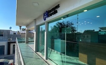 Doctores Estrella - Dr. Pedro Luis Estrella (Dentista)