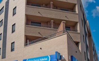 Adeslas Dental Clinic Montecarmelo
