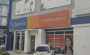 Sonría - Clínicas Dentales - Lomas Verdes