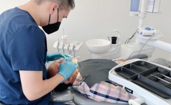 Clínica Dental Carreño - Rehabilitación & Implantes