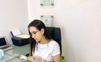 Sensi Odontología Estética e Implantológica