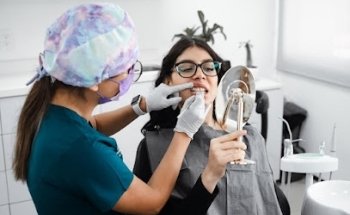 Periodoncia e Implantología Dra. Carla Balbuena Periodoncia