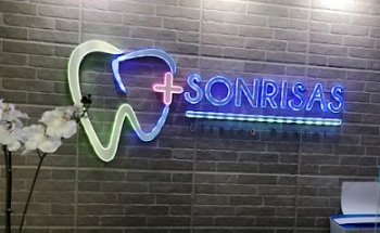 Clínica dental D+SONRISAS