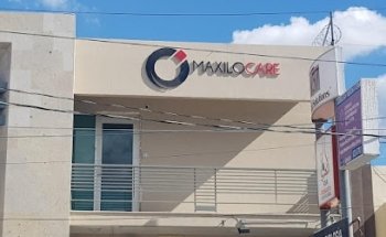 Maxilocare - Clínica Maxilofacial e Implantología
