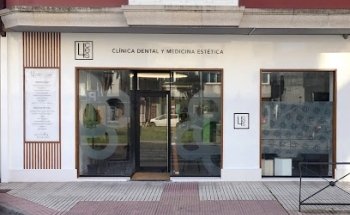 4ces Clínica Dental, Medicina Estética y Capilar
