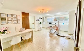 Dra. Karla Méndez Odontología Integral