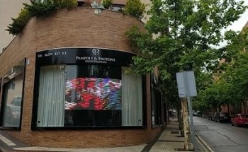 DRES. PAMPOLS & BROTONS