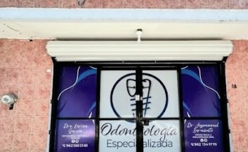 DR. JOSEMANUEL SARMIENTO. Odontología Especializada