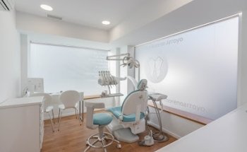 Clínica Dental Dra. Pilar Moreno Arroyo