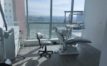 Clínica Dental Cumbres