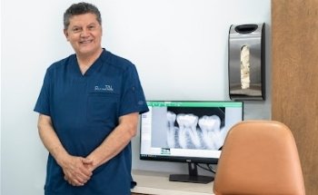 Dr. Ricardo Pulido Quiroz