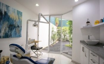 Dra. Veronica Ruiz - Ortodoncia Invisible Invisalign