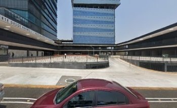 Dra. Karla Cristina Castillo Noyola, Dentista y Odontología General