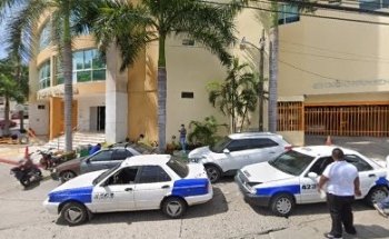 Dr. Oliver Ambriz, Cirujano Dentista en Acapulco | Especialista en Endodoncia y Estética Dental