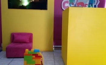 CliDeni: Clínica Dental Odontopediatra