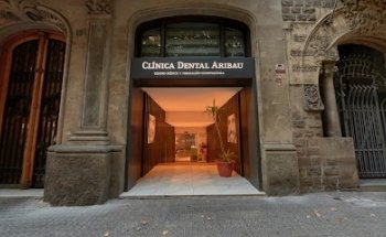 Clínica Dental Aribau