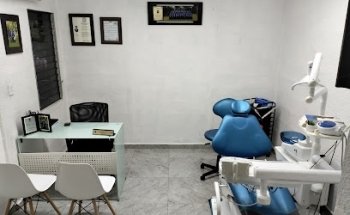 Clínica Dental Cherrez