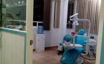CLINICA DENTAL LA MAGDALENA