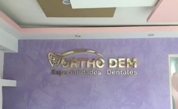 Clínica de especialidades dentales ORTHODEM