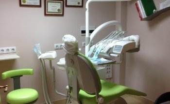 Clínica Dental Angie Ortega Bellido