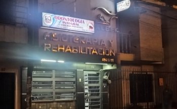 CLÍNICA DENTAL ZDENT