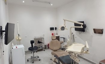 AT Periodoncia e Implantología Oral