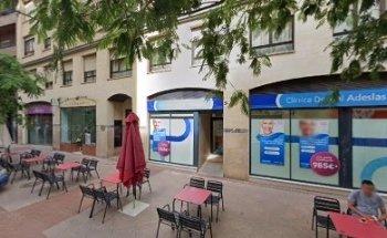 Clínica Dental Adeslas