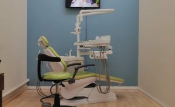Dr. Manuel Macías Limones - Dental Ibiza