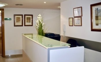 Clínica Dental Domaci - Dra. Mar Rodríguez Quecedo