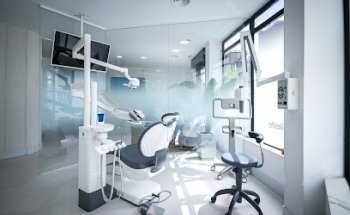 Clínica Dental Smilelife Drs Moraleda & Asociados