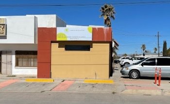 Clinica Dental Latino