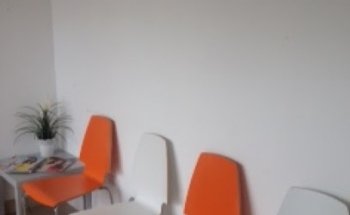 Dra. Mirna Ortiz Ayala ( Dentista Certificado )